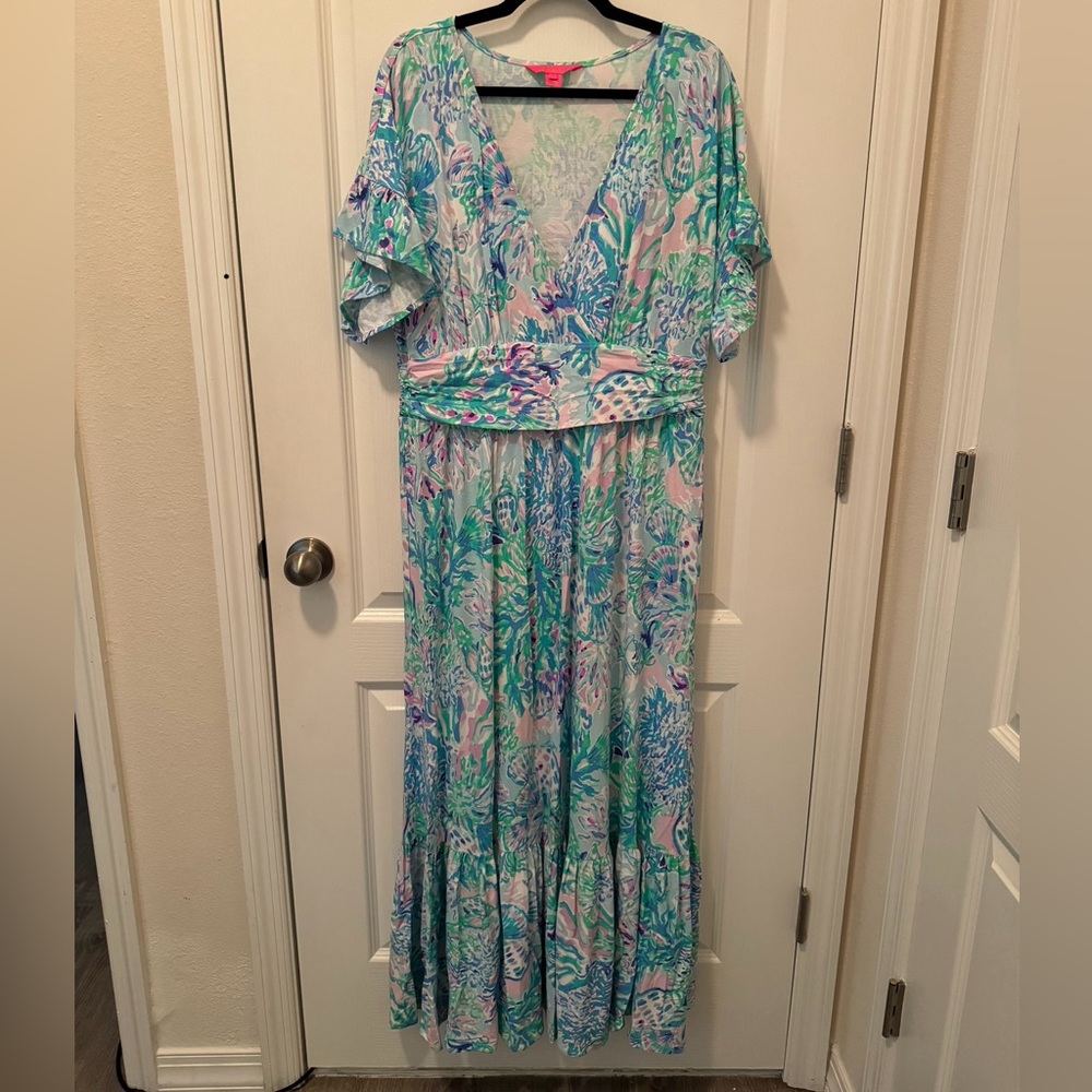 Lilly Jessi midi dress